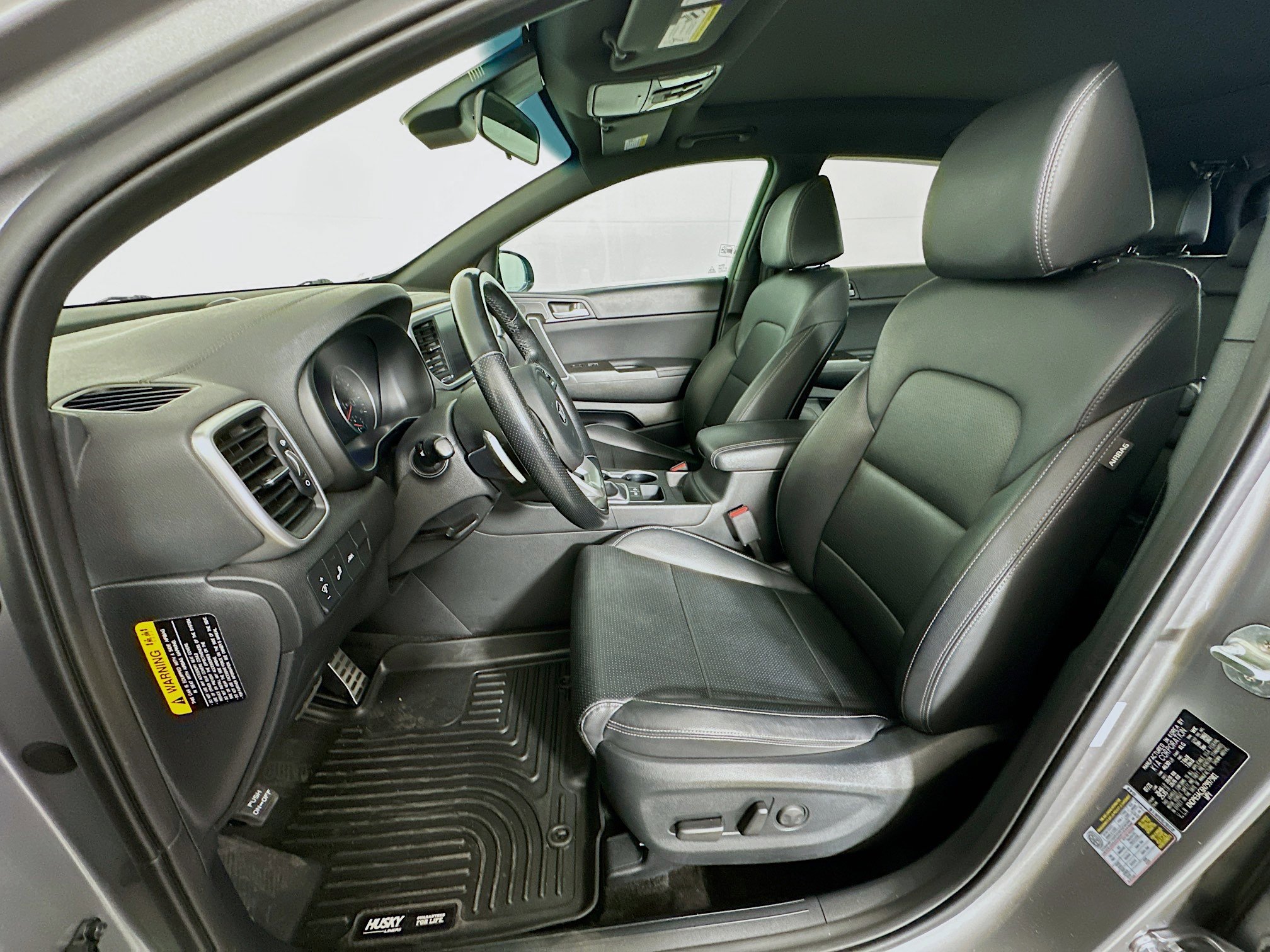 Used 2022 Kia Sportage Nightfall Edition image 13