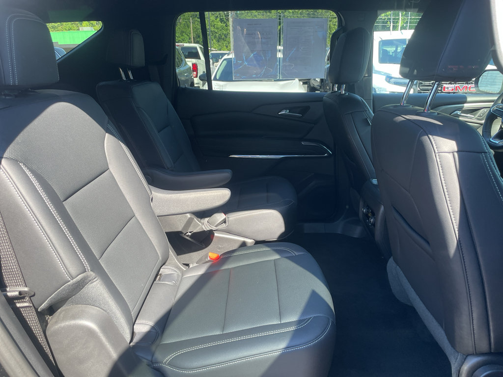 Certified 2026 Chevrolet Traverse LT FWD image 14