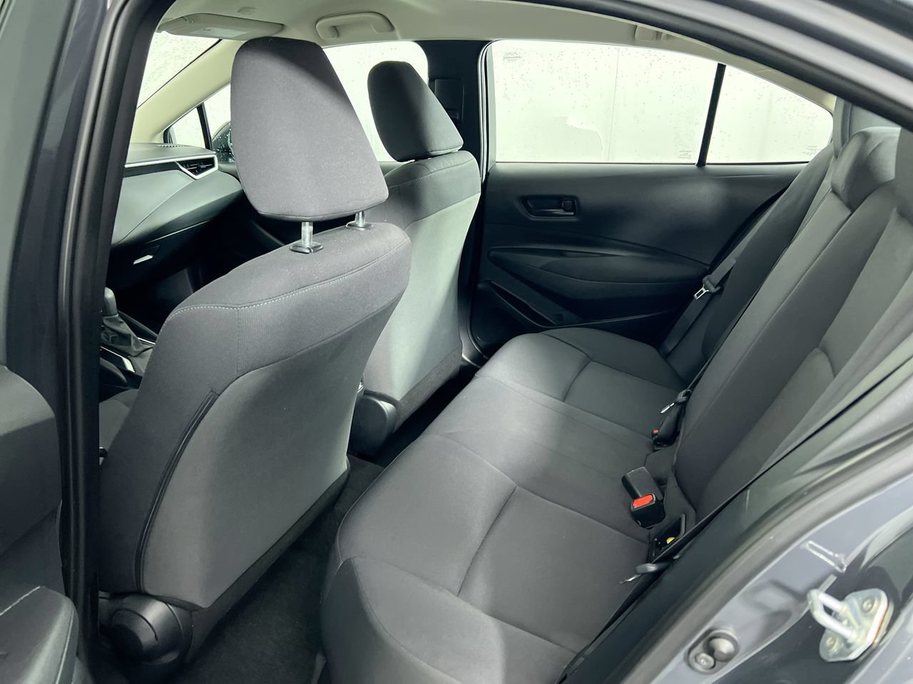 Used 2024 Toyota Corolla LE FWD image 21