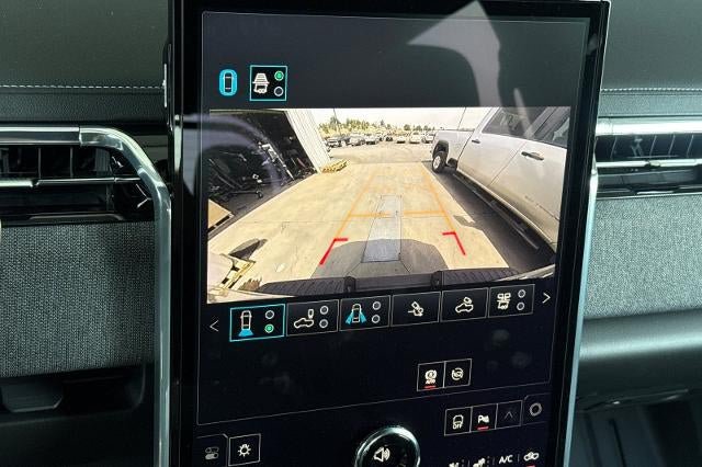 New 2026 GMC Sierra EV Elevation w/ Premium Package AWD/4WD image 22