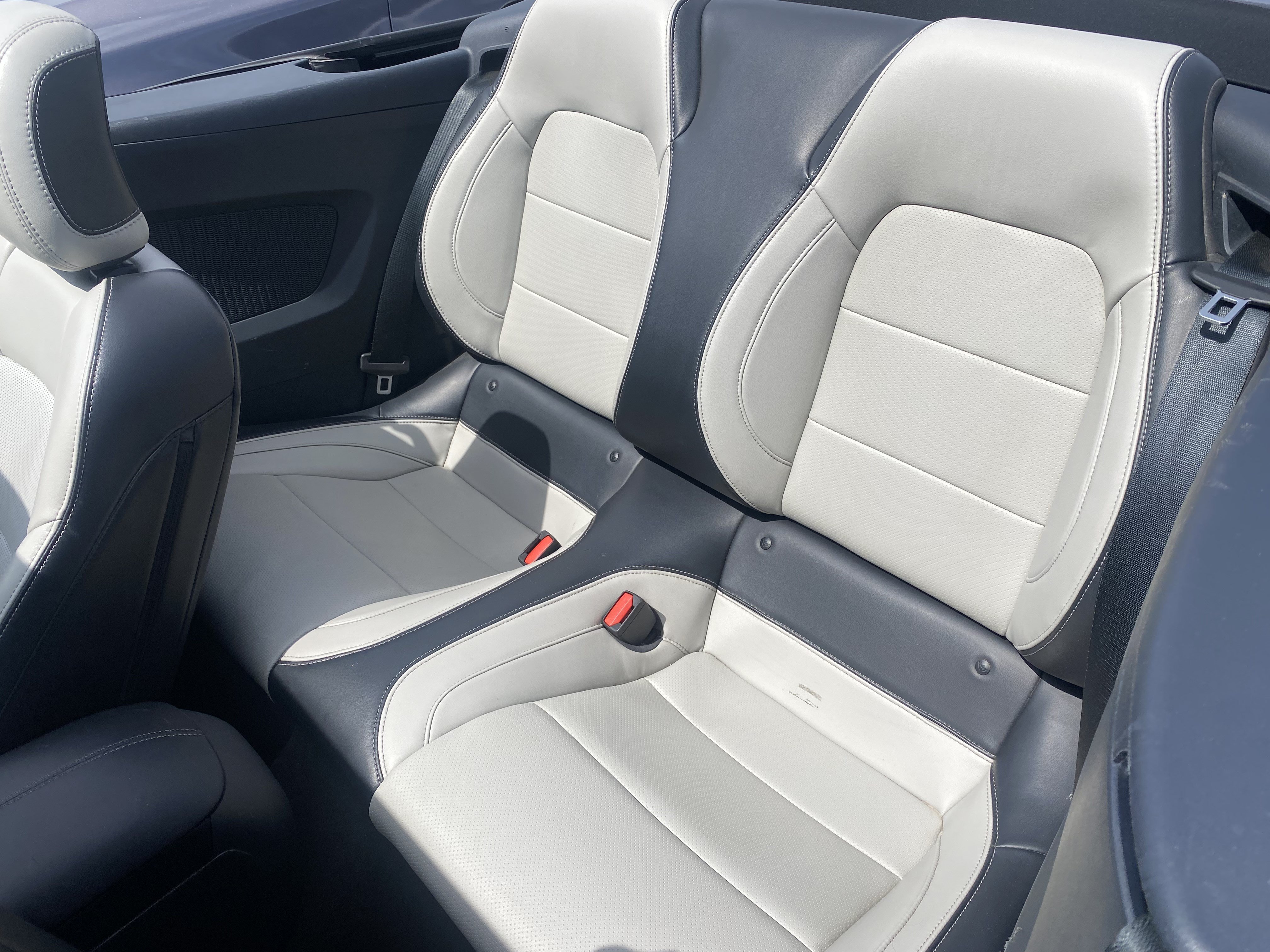 Used 2024 Ford Mustang Premium RWD image 19
