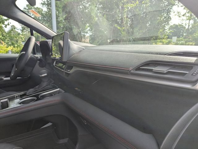 Certified 2026 Toyota Sienna XSE FWD image 32