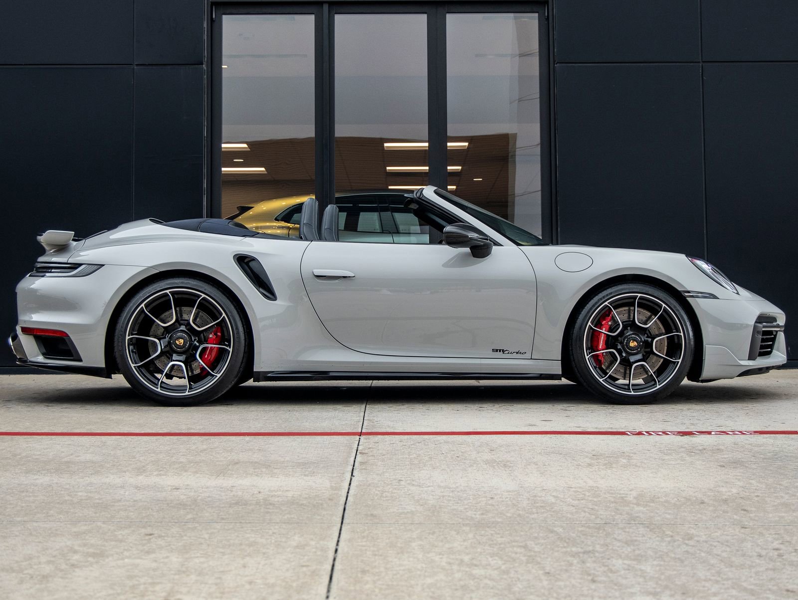 Used 2021 Porsche 911 Turbo AWD/4WD image 13