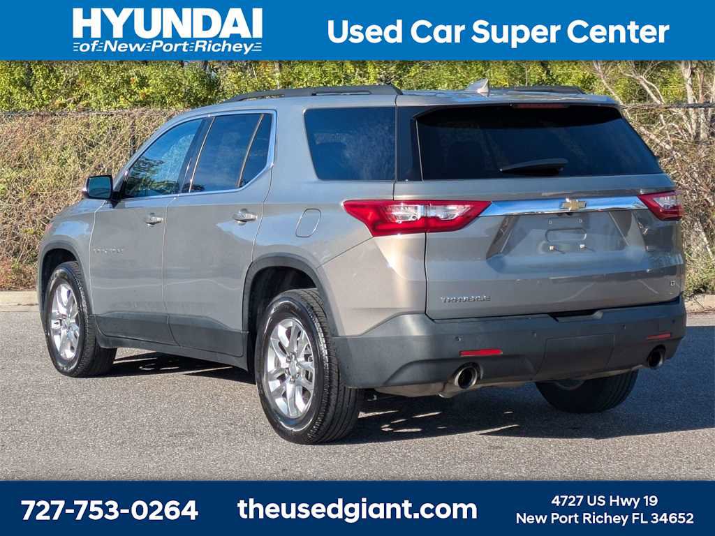 Used 2019 Chevrolet Traverse LT image 3