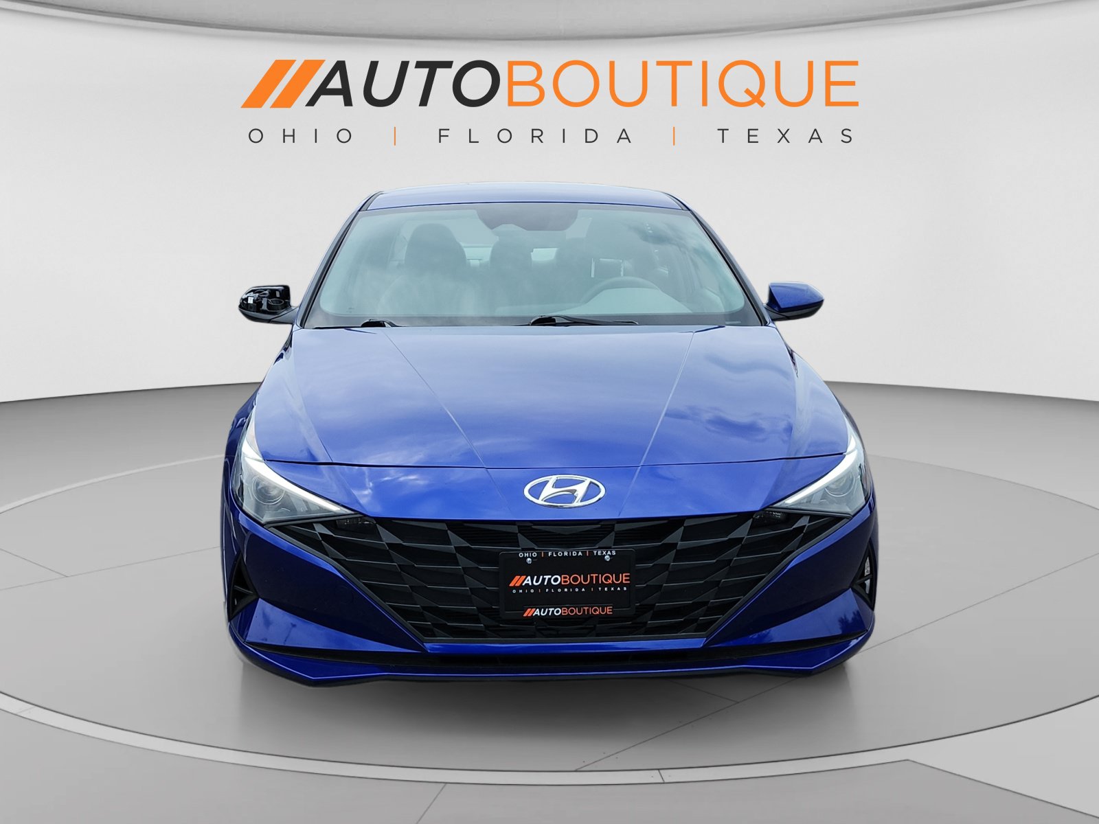Used 2023 Hyundai Elantra SEL w/ Cargo Package FWD image 9