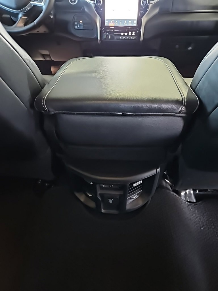Used 2024 RAM 2500 Laramie image 20
