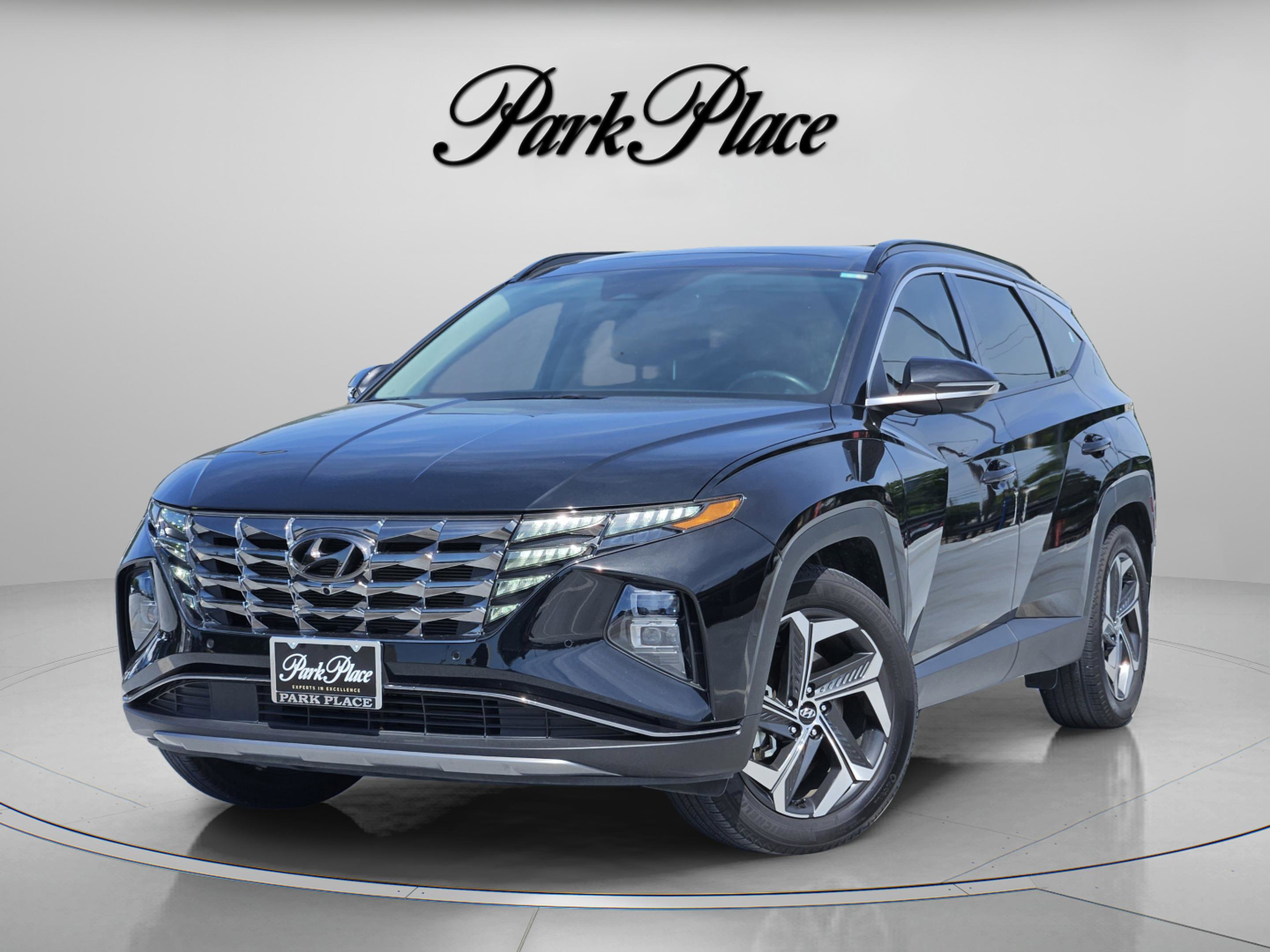 Used 2022 Hyundai Tucson Limited w/ Cargo Package FWD image 1