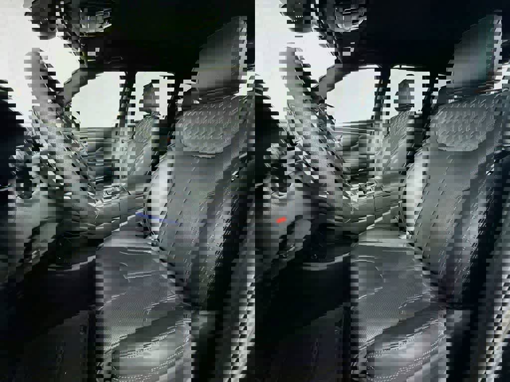 Used 2023 Hyundai Santa Fe Calligraphy image 12