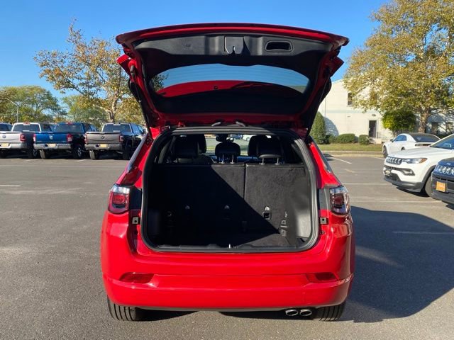 Certified 2022 Jeep Compass Limited image 9