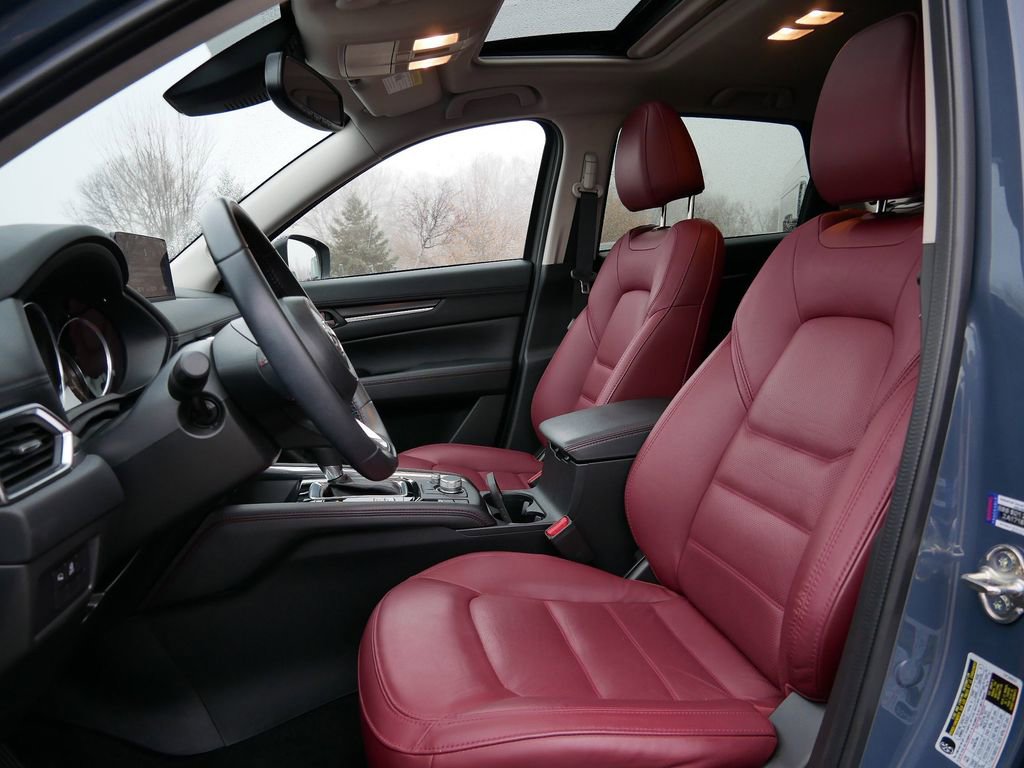 Used 2023 MAZDA CX-5 Carbon Edition image 3