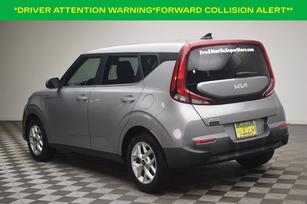 Used 2022 Kia Soul LX w/ Technology Package FWD image 6