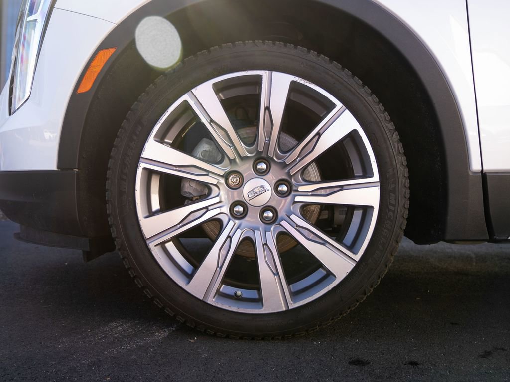 Used 2021 Cadillac XT4 Premium Luxury w/ Cold Weather Package image 11