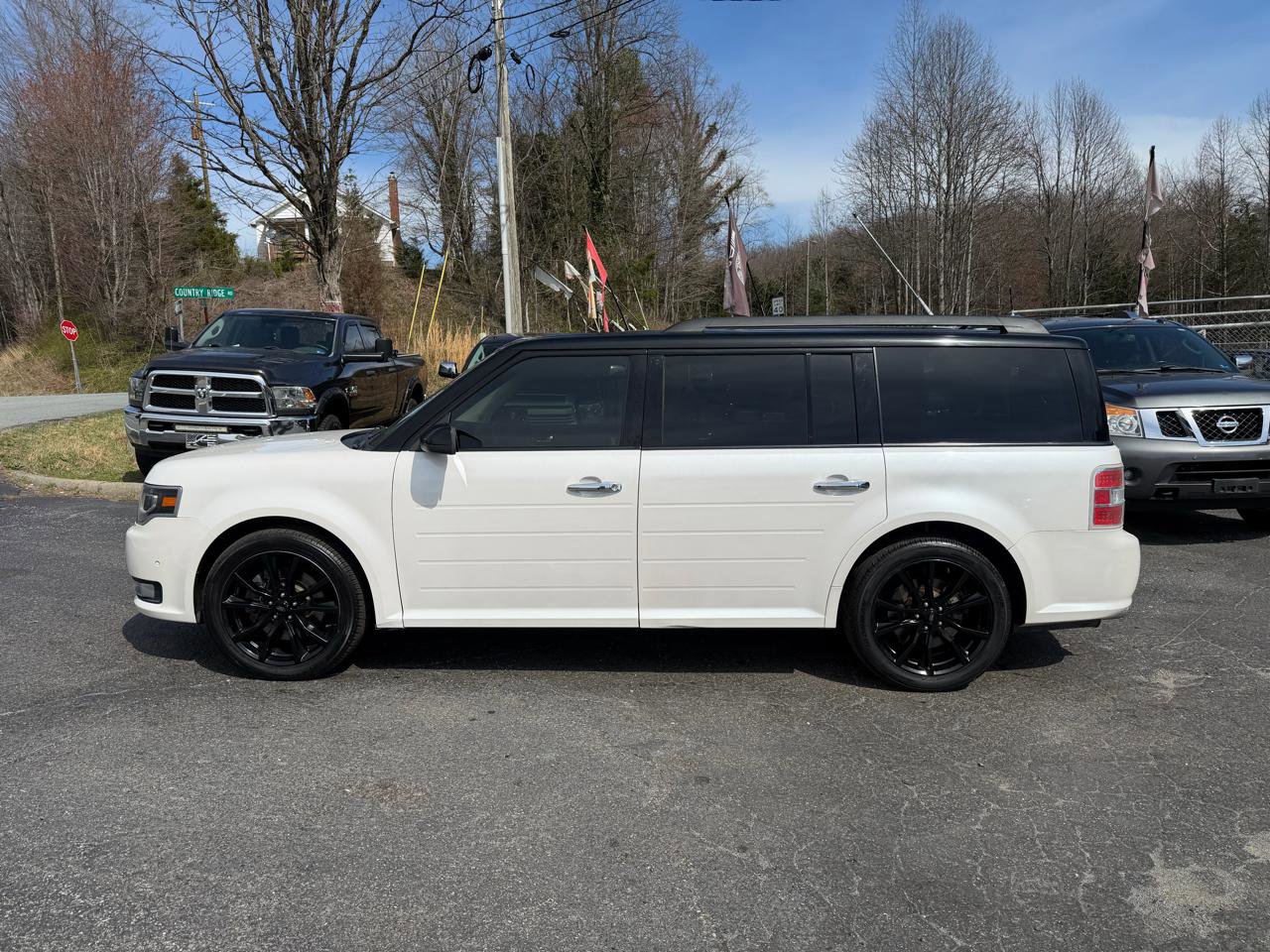 Used 2016 Ford Flex Limited w/ Equipment Group 303A AWD/4WD image 4