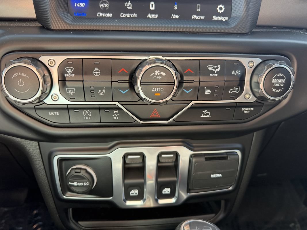 Used 2022 Jeep Wrangler Sport AWD/4WD image 14