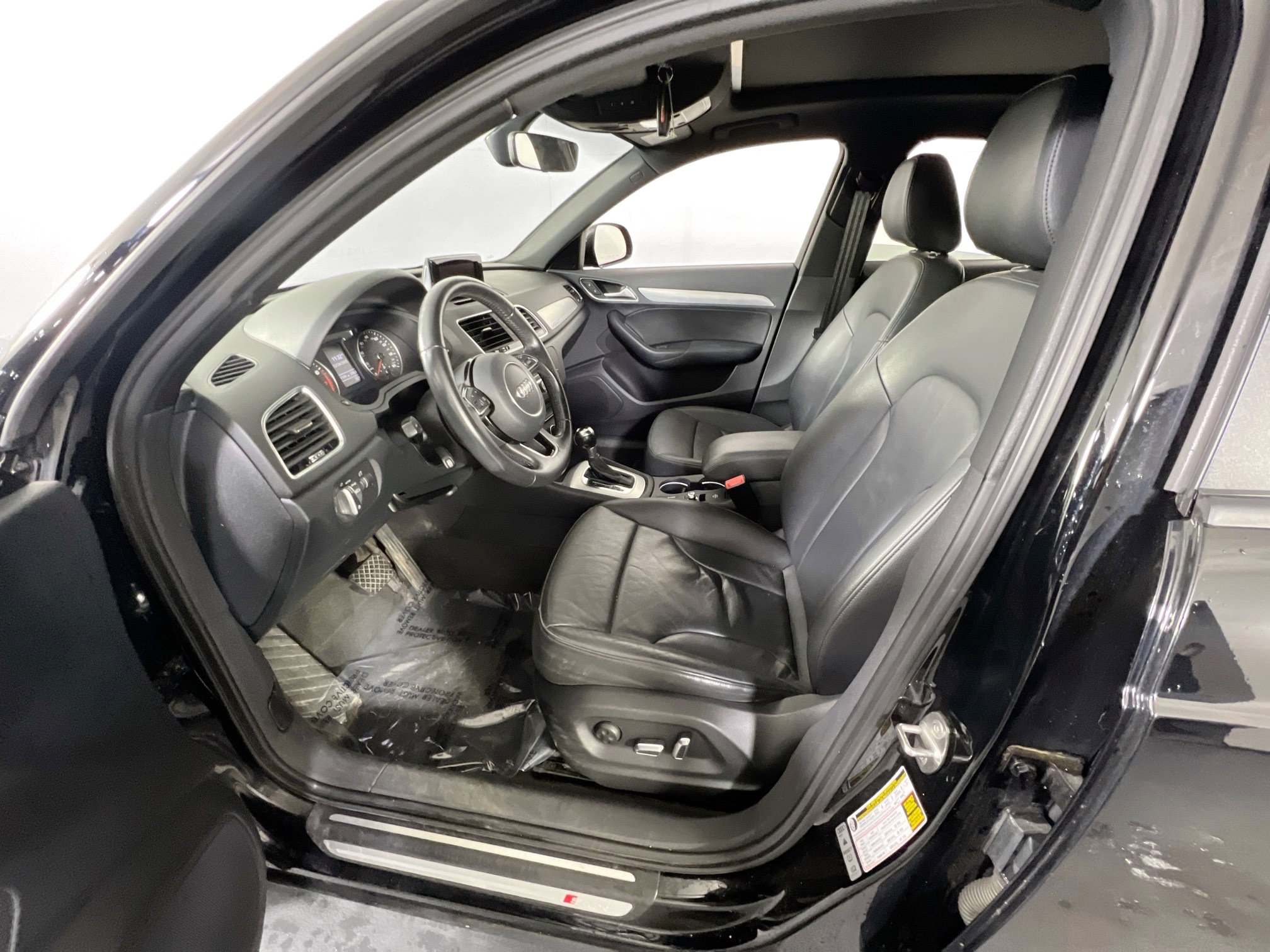 Used 2018 Audi Q3 2.0T Premium w/ Convenience Package image 20