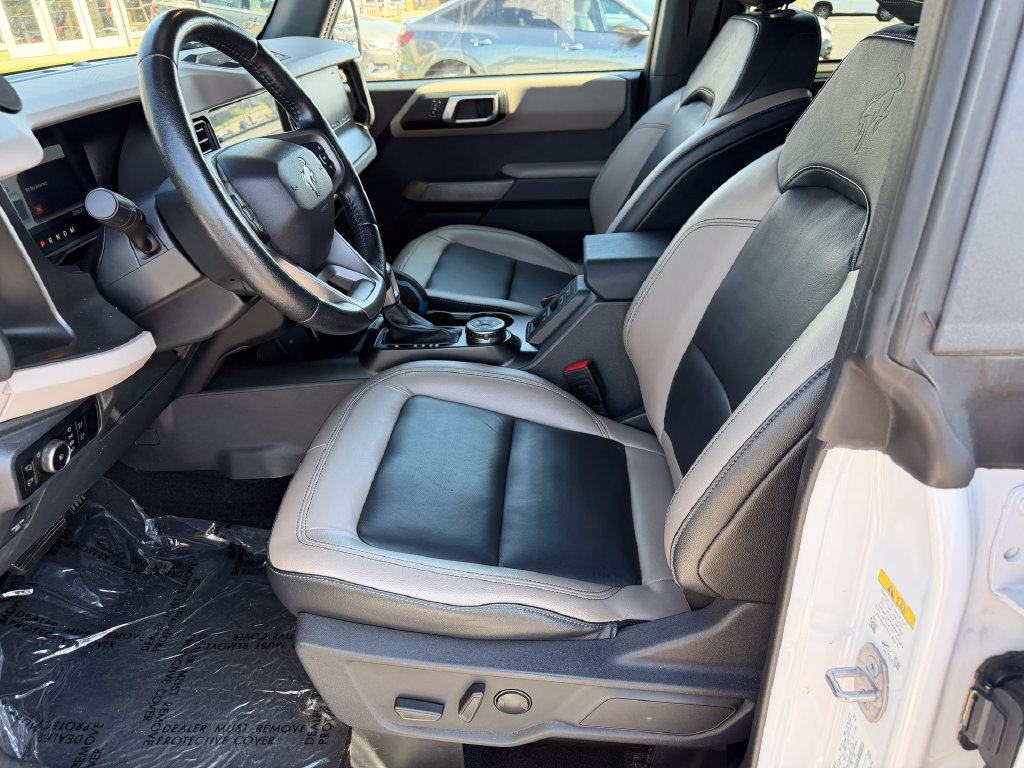 Used 2023 Ford Bronco Wildtrak AWD/4WD image 3