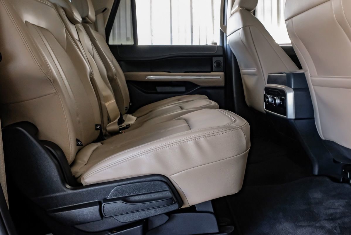 Used 2022 Ford Expedition Max Limited image 34