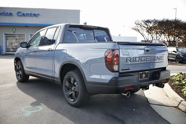 New 2026 Honda Ridgeline Black Edition image 9
