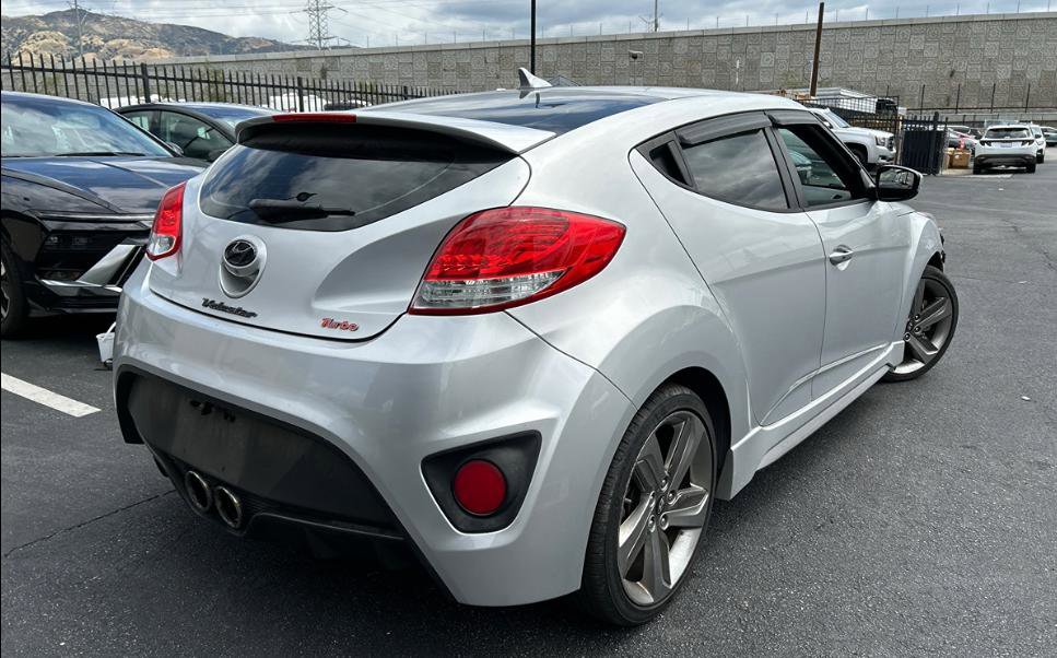 Used 2014 Hyundai Veloster Turbo FWD image 5
