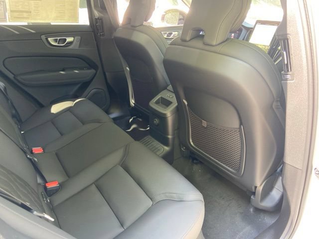 New 2026 Volvo XC60 T8 Plus w/ Protection Package Premier AWD/4WD image 16