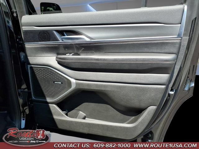 Certified 2024 Jeep Wagoneer Series II AWD/4WD image 19