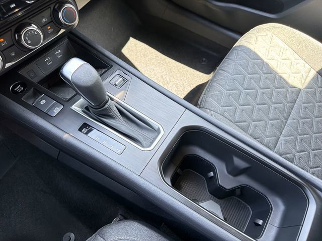 Certified 2025 Nissan Kicks SV FWD image 20