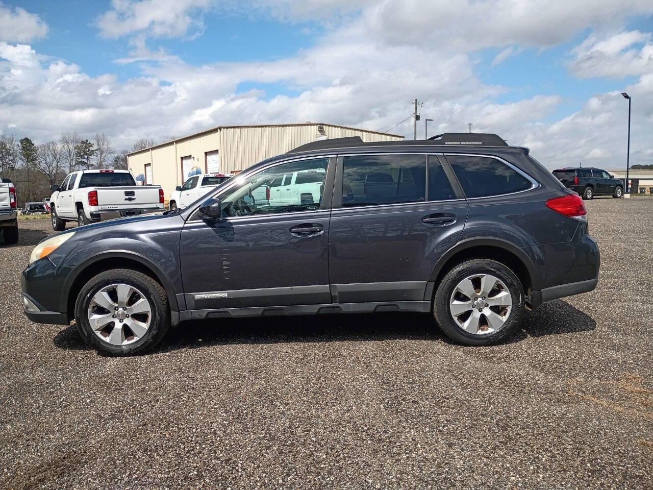 Used 2012 Subaru Outback 2.5i Premium w/ Popular Pkg 2 image 8