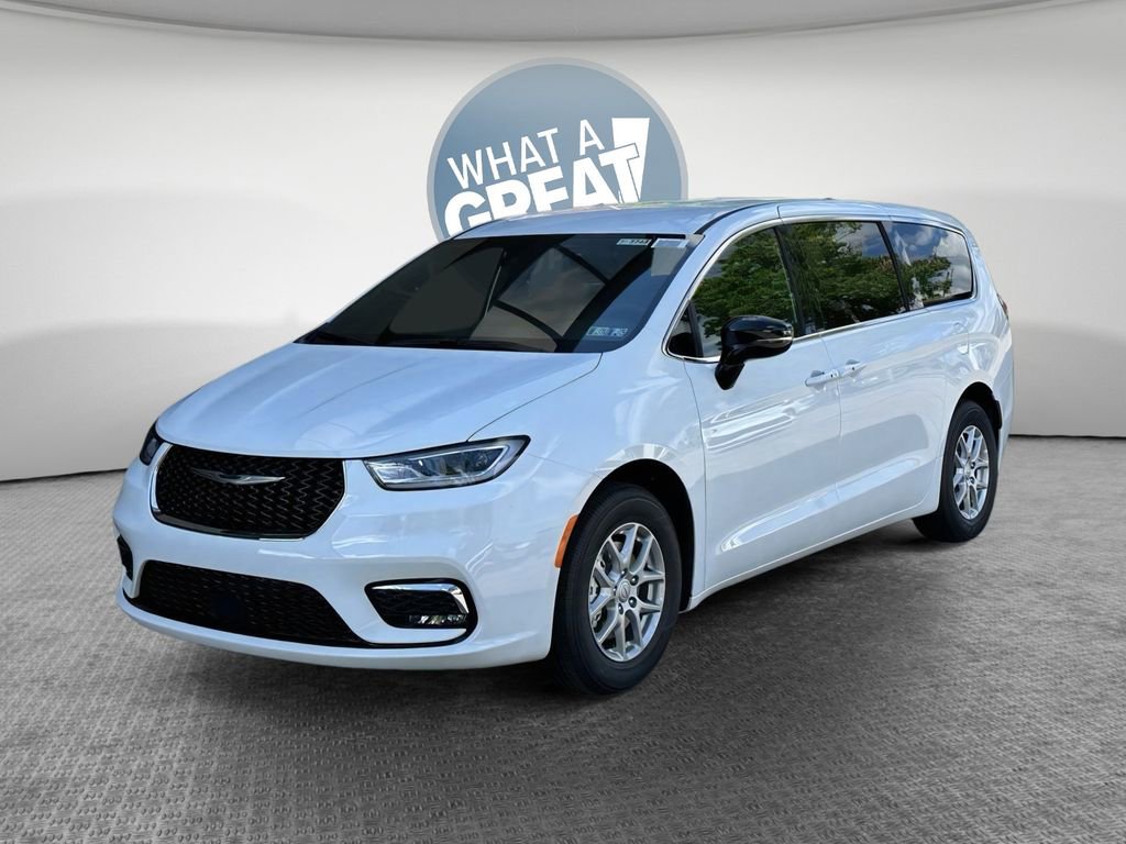 New 2026 Chrysler Pacifica Select FWD image 34