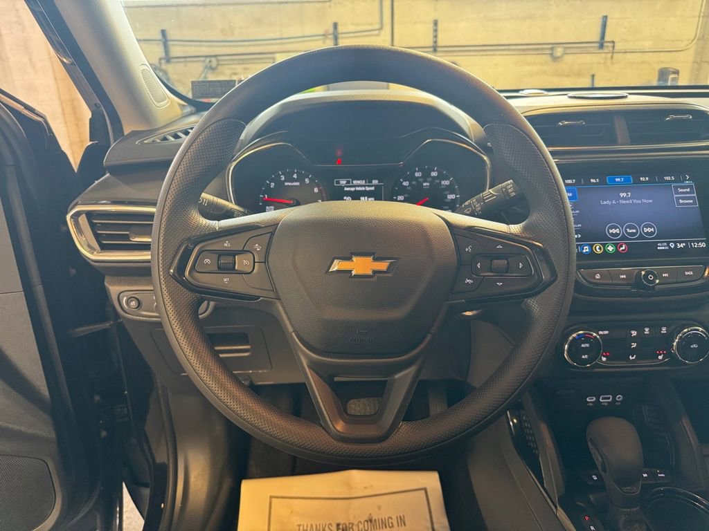Used 2023 Chevrolet TrailBlazer LT w/ Convenience Package image 15