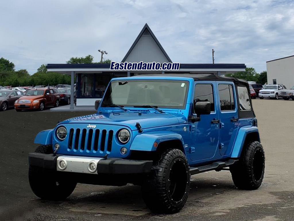 Used 2015 Jeep Wrangler Unlimited Sahara w/ Connectivity Group