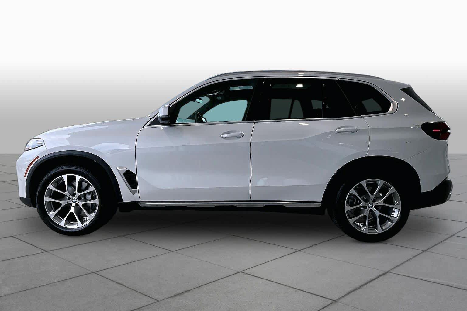 Used 2026 BMW X5 sDrive40i RWD image 32