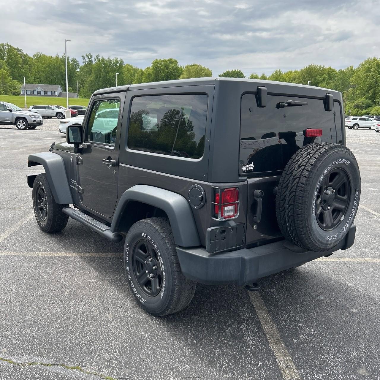 Used 2018 Jeep Wrangler Sport w/ Connectivity Group AWD/4WD image 4