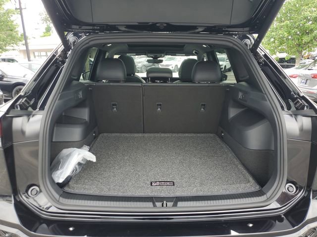 Certified 2025 Volkswagen Tiguan SE R-Line AWD/4WD image 8