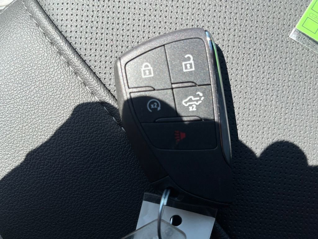 New 2026 GMC Sierra 1500 SLT image 36