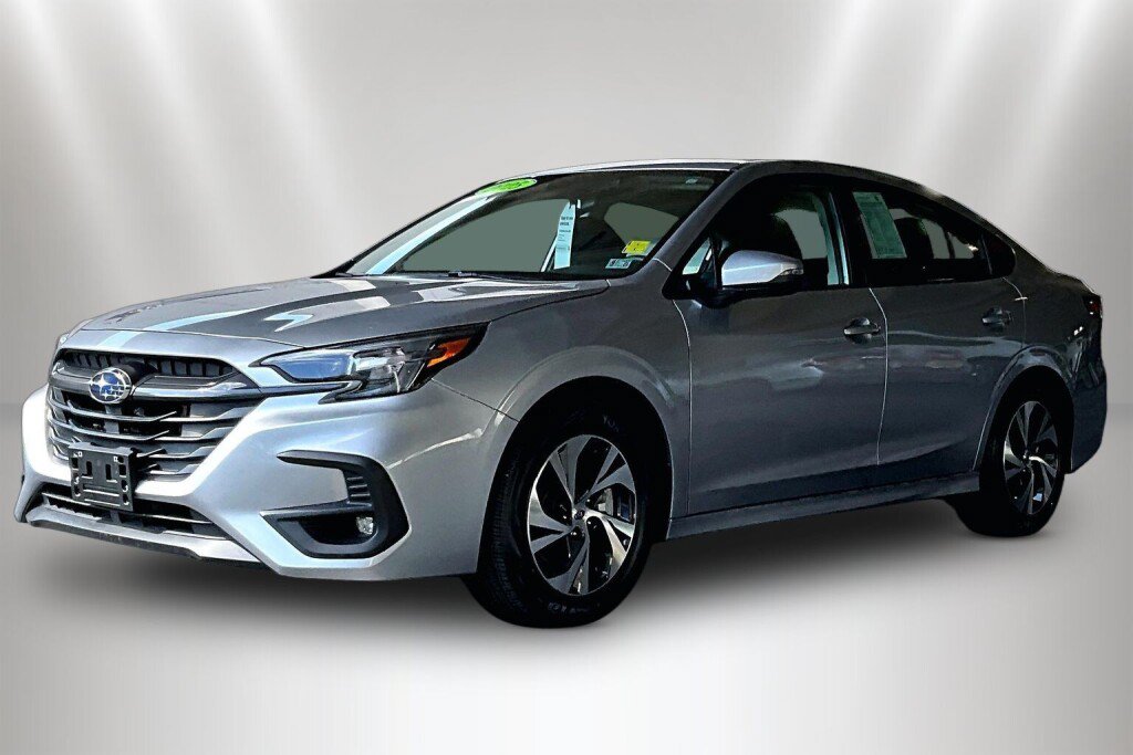 Certified 2025 Subaru Legacy Premium AWD/4WD image 3