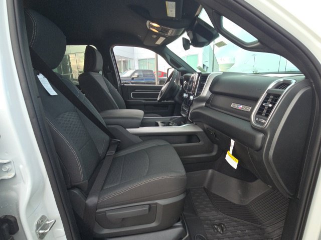 New 2027 RAM 3500 Big Horn AWD/4WD image 9