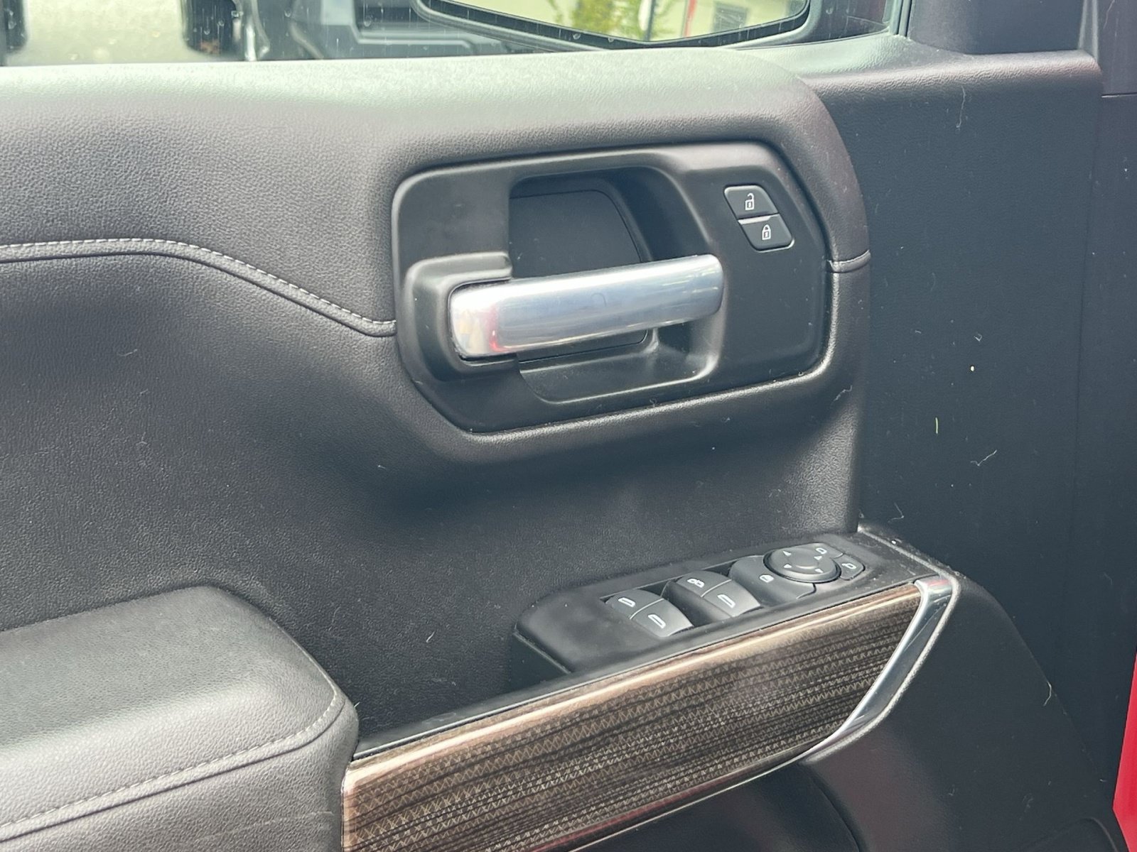 Used 2021 Chevrolet Silverado 1500 LT Trail Boss w/ Convenience Package II AWD/4WD image 11