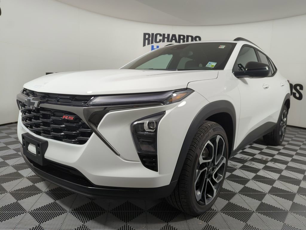 Used 2025 Chevrolet Trax RS w/ Driver Confidence Package 360° Tour