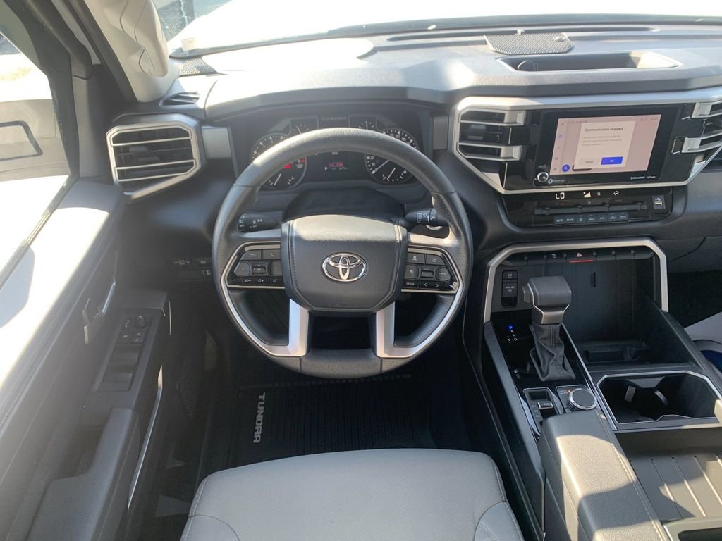 Used 2022 Toyota Tundra SR5 w/ SR5 Convenience Package image 17