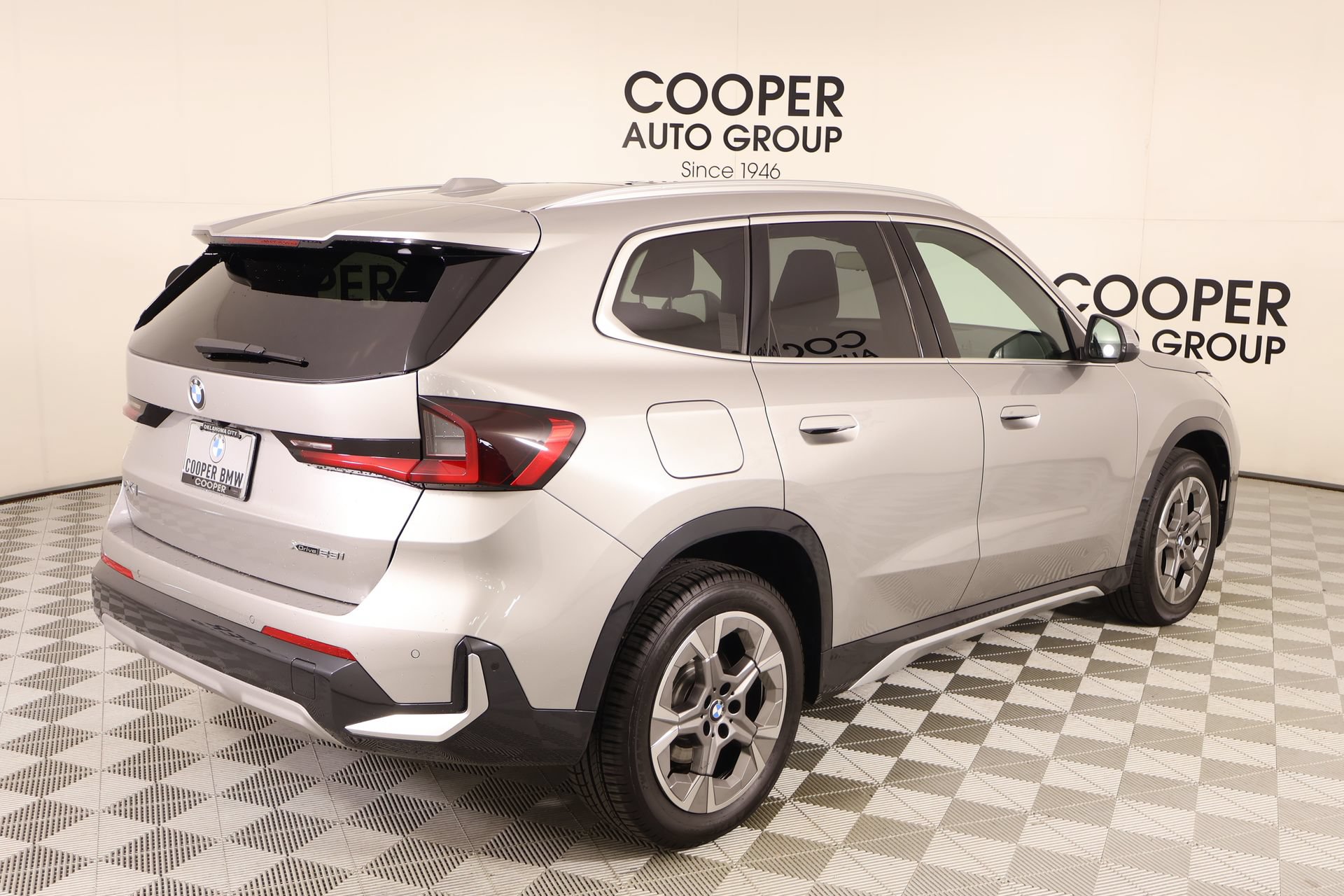 Used 2025 BMW X1 xDrive28i w/ Convenience Package AWD/4WD image 22