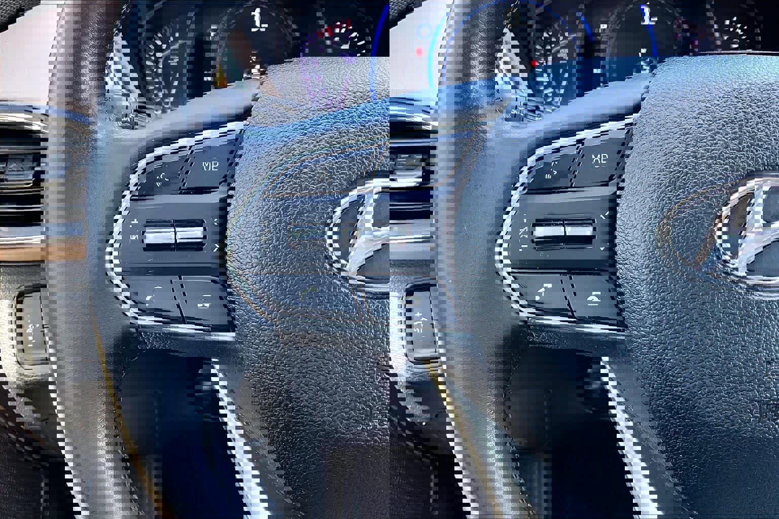 Used 2019 Hyundai Santa Fe FWD image 22