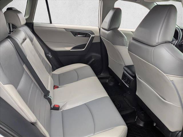 Used 2020 Toyota RAV4 XLE Premium AWD/4WD image 22