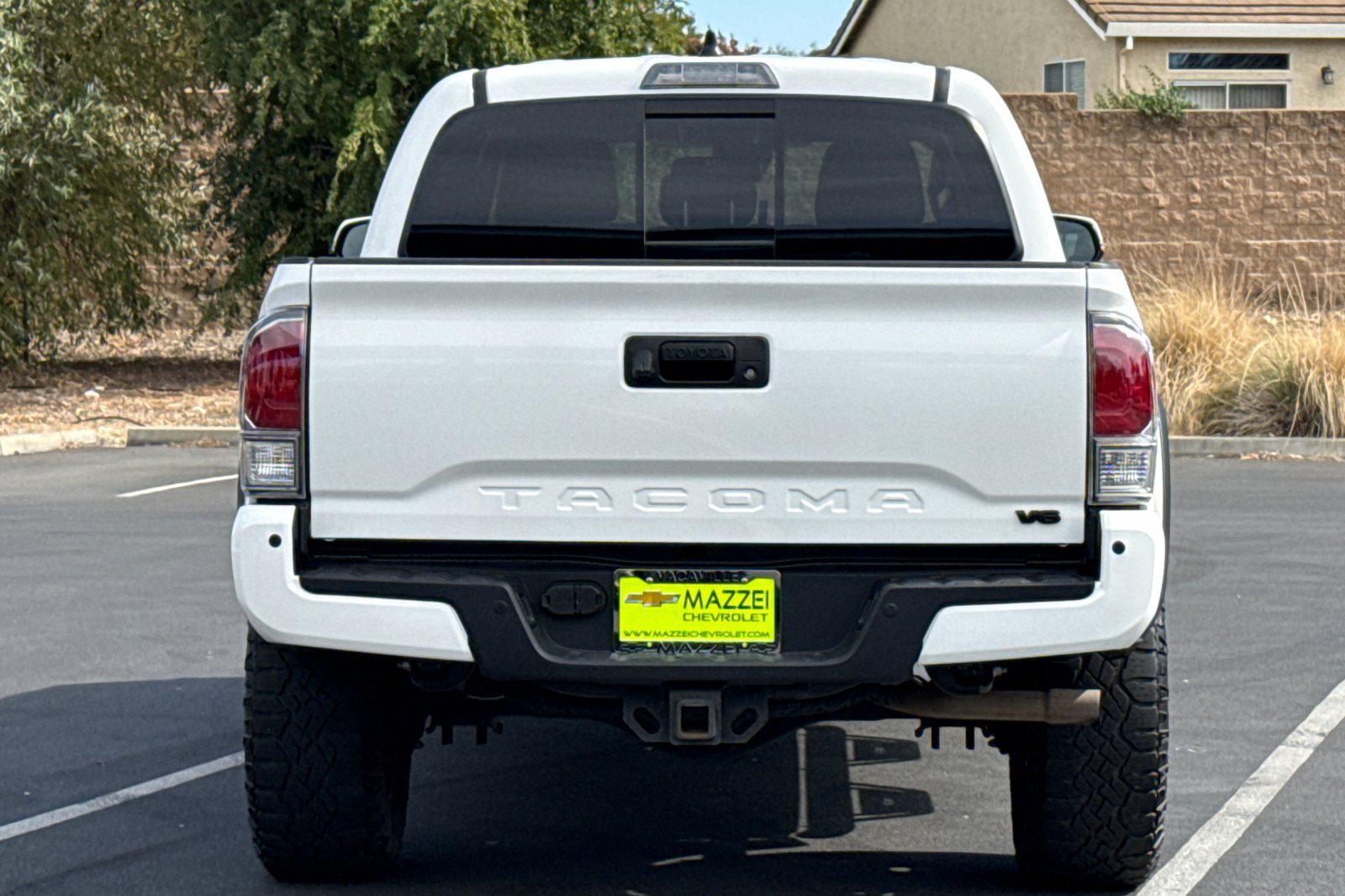 Used 2023 Toyota Tacoma TRD Off-Road w/ Technology Package AWD/4WD image 11