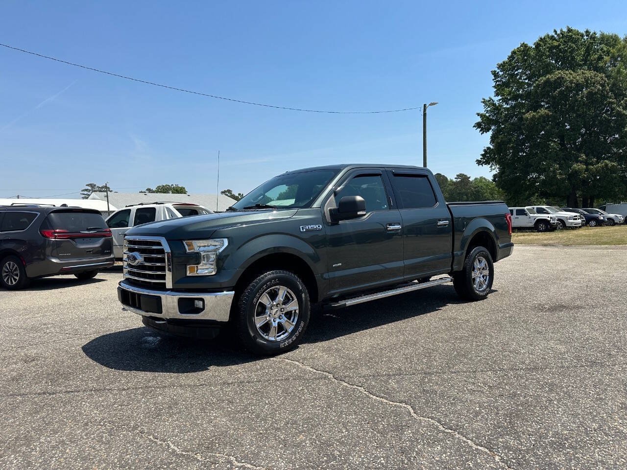 Used 2015 Ford F150 XLT w/ Equipment Group 301A Mid