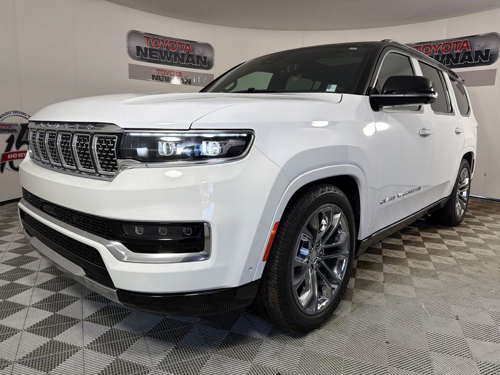 Used 2023 Jeep Grand Wagoneer Series II image 9