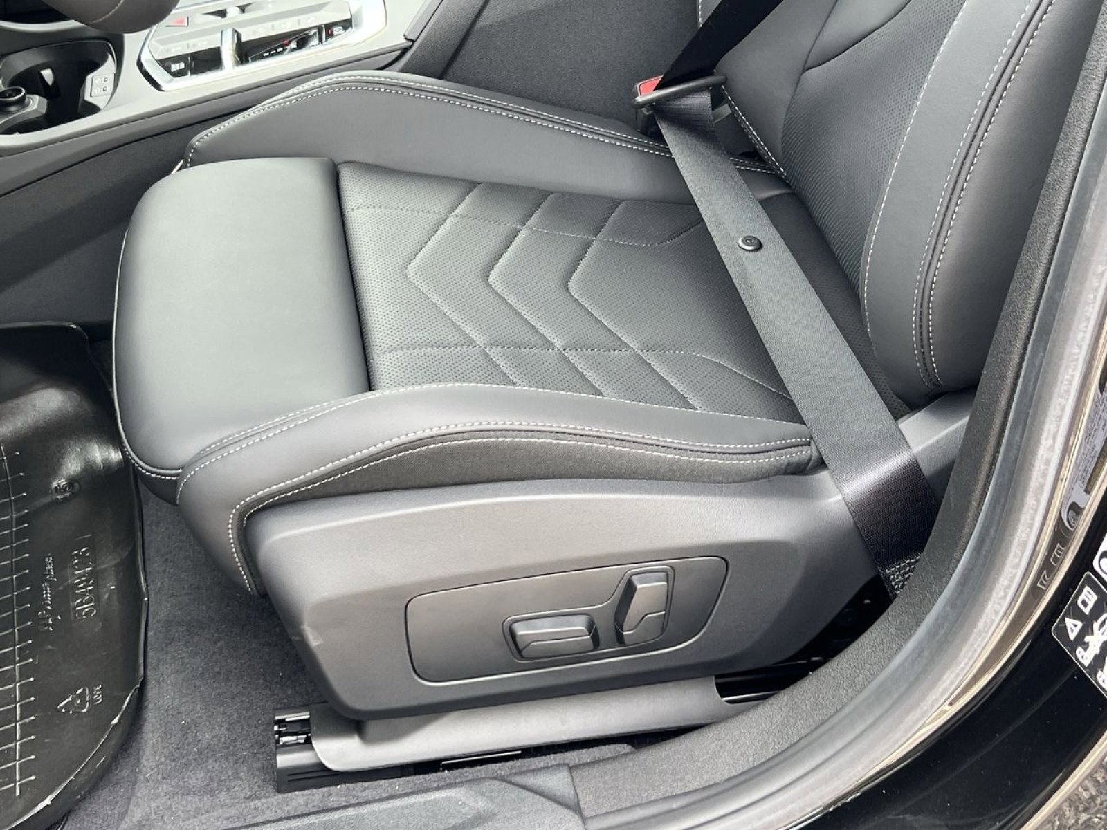 New 2026 BMW 228i xDrive w/ Technology Package image 11