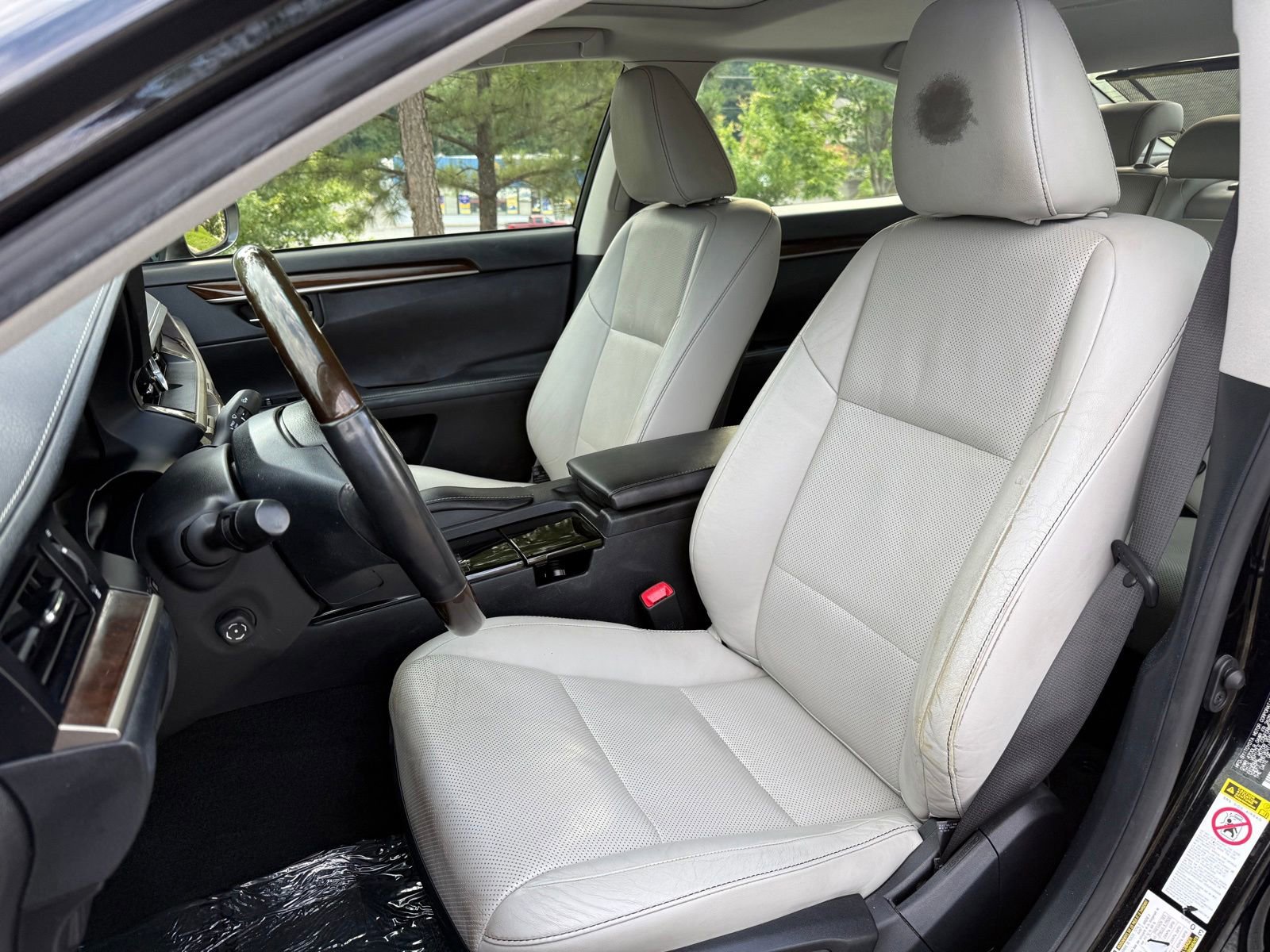Used 2014 Lexus ES 350 w/ Luxury Package FWD image 36