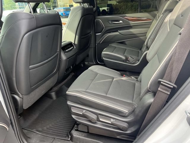 Used 2023 Cadillac Escalade Premium Luxury w/ Performance Package AWD/4WD image 14