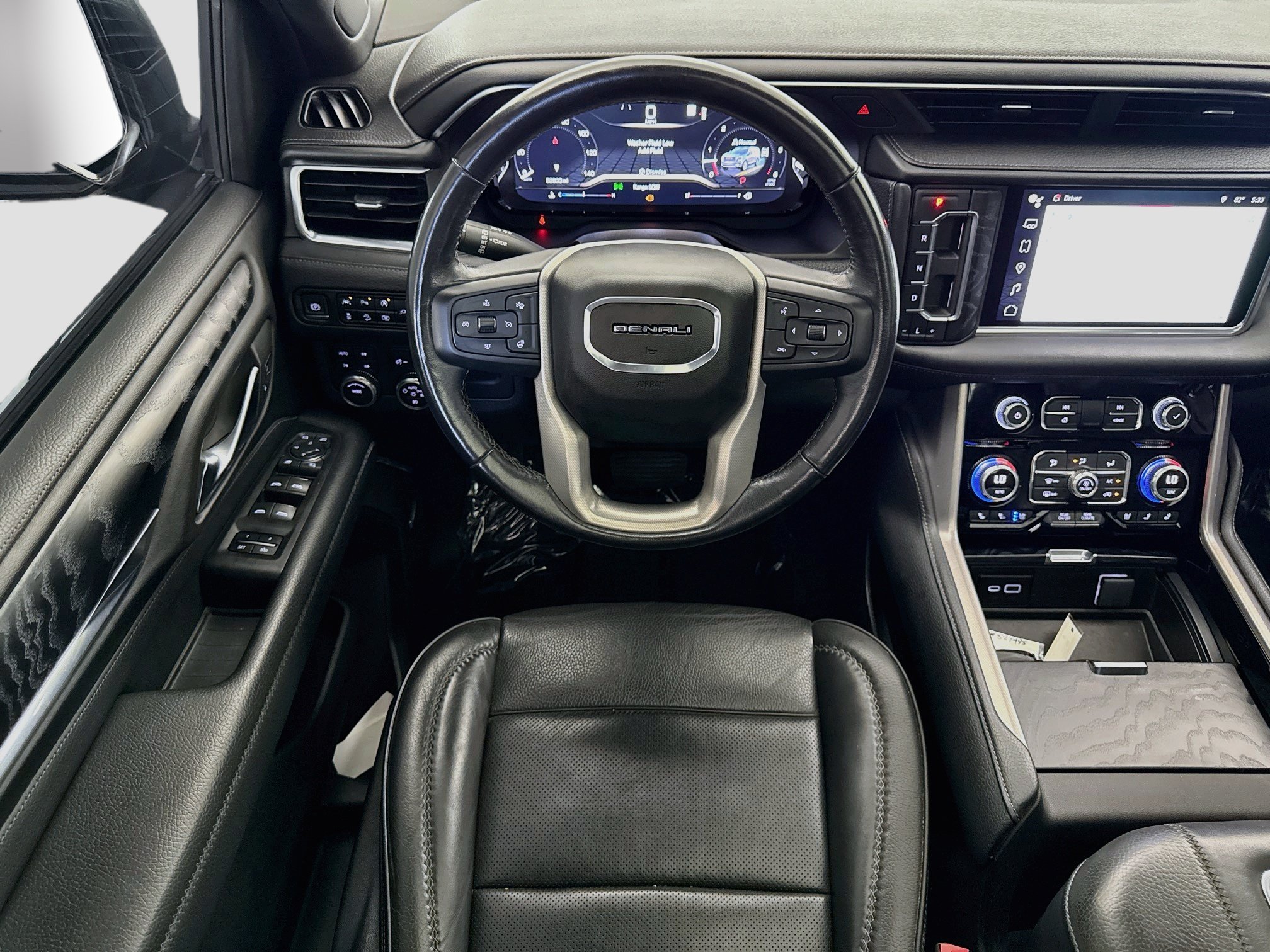 Used 2022 GMC Yukon Denali AWD/4WD image 25