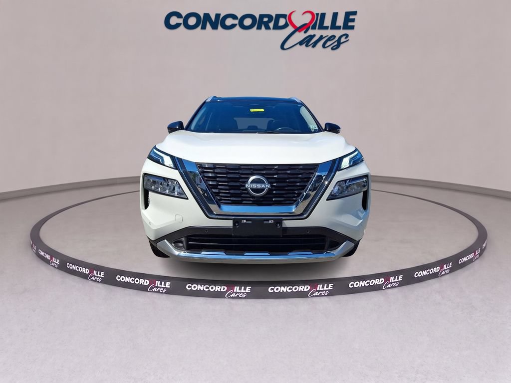 Certified 2023 Nissan Rogue Platinum w/ Platinum Premium Package AWD/4WD image 3